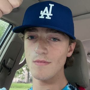 Meet your Posher, Samuel